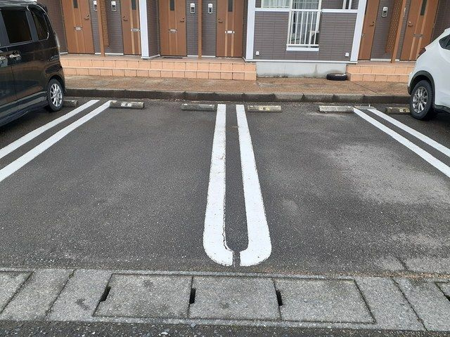 エステート・Ａ　Ⅰの駐車場