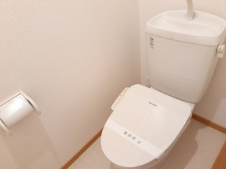【トイレ】 | シャルム　アヴァンツァ－トⅠ | 落ち着いた色調のトイレです