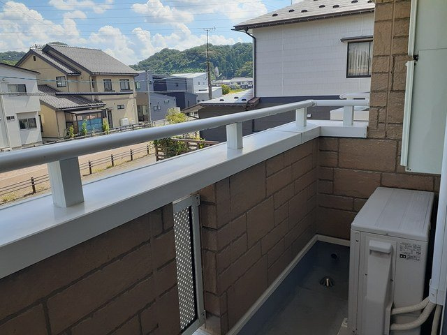 ドゥ・ドミール　Ｃの玄関