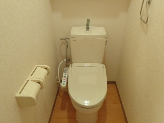 【トイレ】 | アシューレ | シャワー付トイレ
