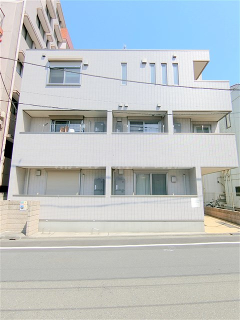 ドミール平和島の外観