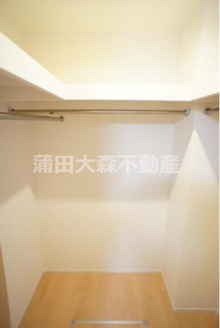 ドミール平和島の収納|大型収納　ウォークインクローゼット