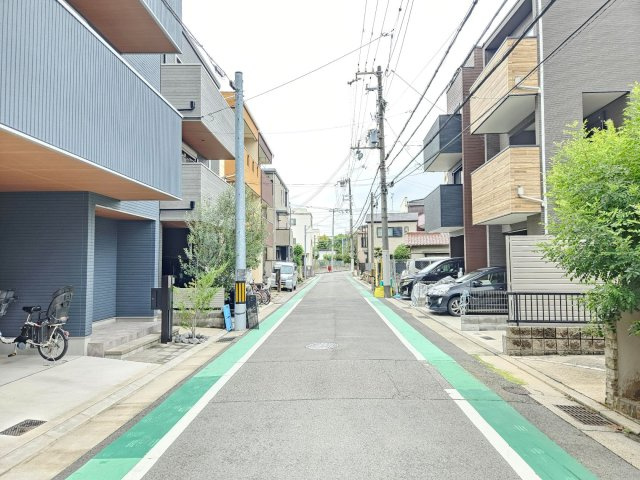 【前面道路含む現地写真】の画像