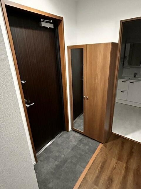 オンドワ　ミュゾン　Ｍ　東麻布(オンドワミュゾンエムヒガシアザブ)の玄関