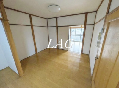 【居間・リビング】 | ハイスカイ山王Ⅱ | 洋室のお部屋です。