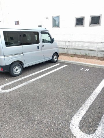 オークフォレスト明和Ⅵの駐車場