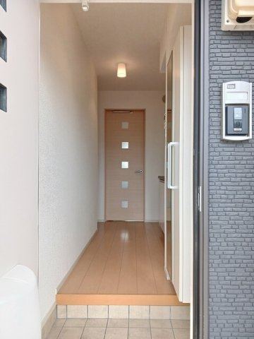 オークフォレスト明和Ⅵの玄関