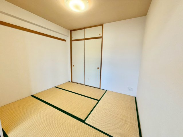 ファミールアクシス泉佐野の和室|和室約4.5帖