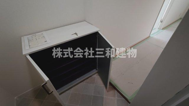 サンパレス赤塚の玄関