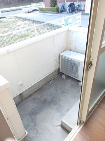 【バルコニー】 | コスミオン　Ａ | 落ち着いた時間を過ごせるバルコニーです