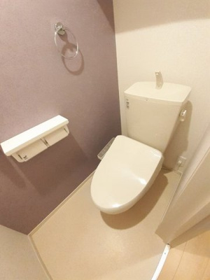 【トイレ】 | リバーサイドテラス　Ⅰ | コンパクトで使いやすいトイレです