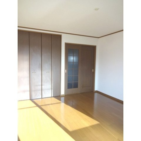 ハイツ栴檀の寝室
