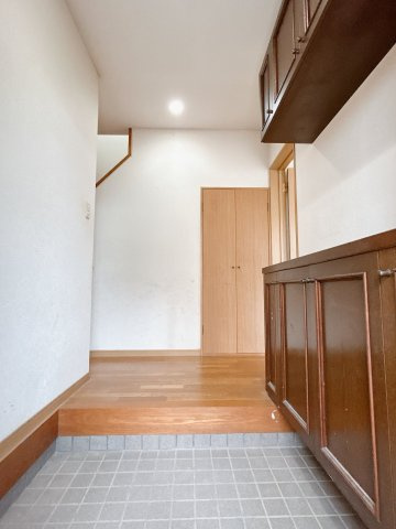 宇城市不知火町亀松の中古一戸建の玄関