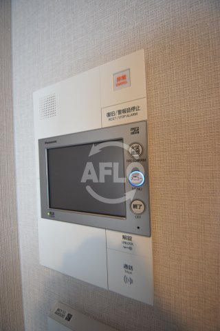 ネベル大阪上本町のセキュリティ|ネベル大阪上本町　TV付きモニターフォン