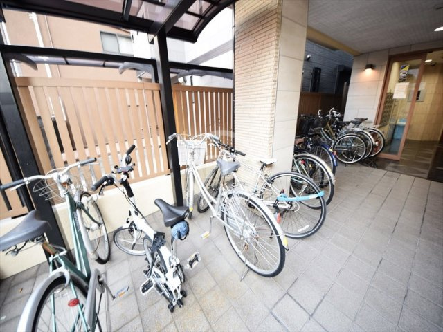グランドハイツ玉造の駐車場|グランドハイツ玉造　駐輪場