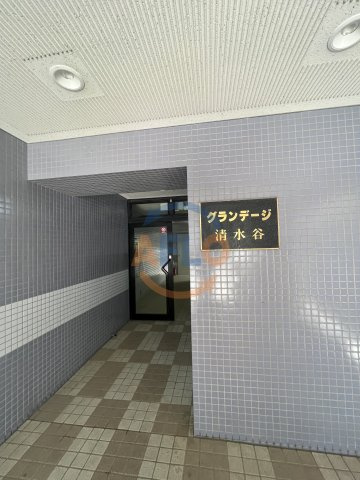 グランデージ清水谷　真田山小学校のエントランス|グランデージ清水谷　エントランス