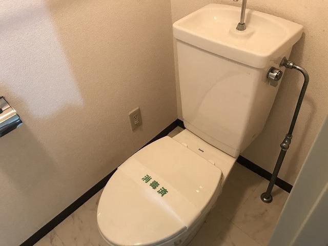 メゾンクレールのトイレ|清潔感のあるトイレです