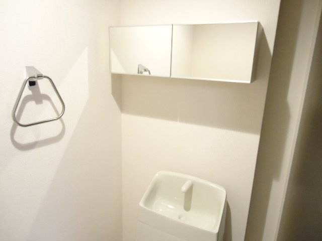 パストラルヘイムのトイレ|トイレ収納棚