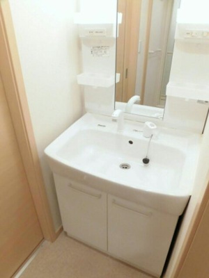 【洗面所】 | コデン　０１０ | 忙しい朝には欠かせない洗面所です