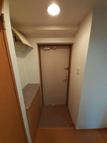 アベェニュー田園調布の玄関|収納もある玄関です