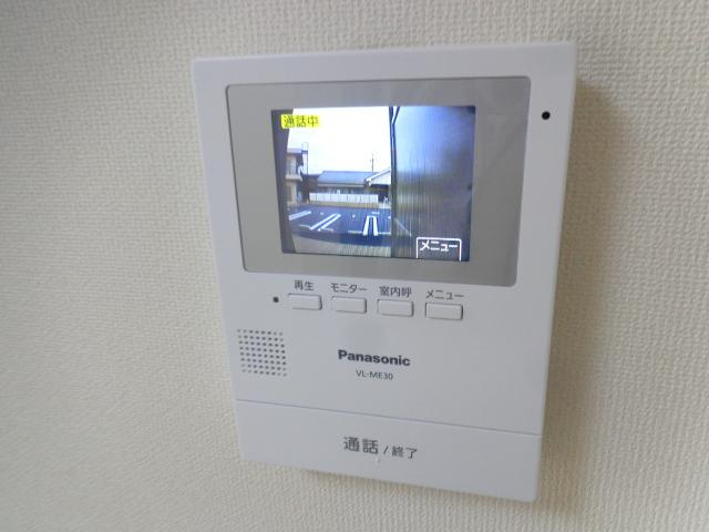 ピュアオールの内装|カメラ付インターホン