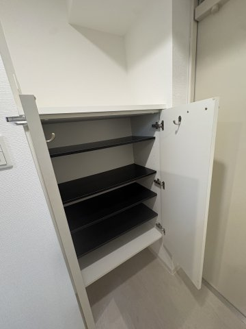 セレニテ堺筋本町SUDの収納