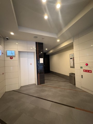 セレニテ堺筋本町SUDのロビー