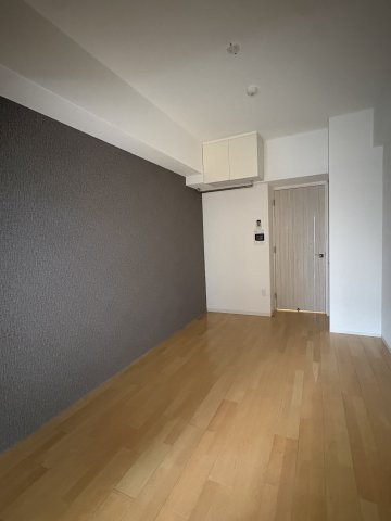 セレニテ堺筋本町SUDの居間・リビング