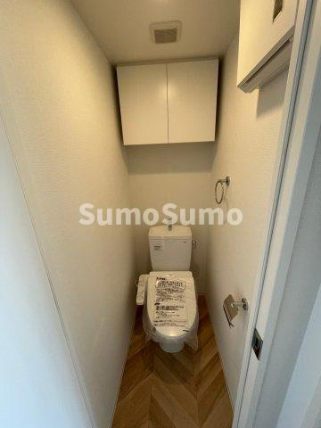 アドバンス神戸ラシュレのトイレ|ゆったりとした空間のトイレです