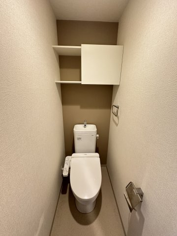 ウルバーノイリスのトイレ