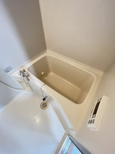 ウエストフィールド里中の浴室