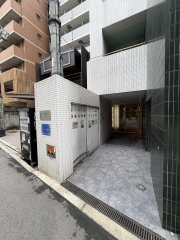 ライフデザイン江戸堀のエントランス