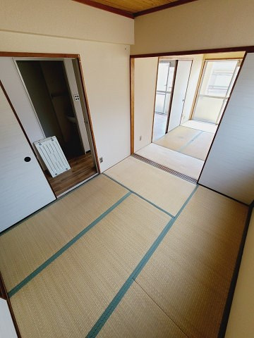 前林ビル南棟の和室