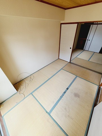 前林ビル南棟の和室