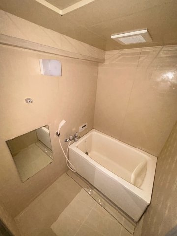 リベラ西芦屋の浴室