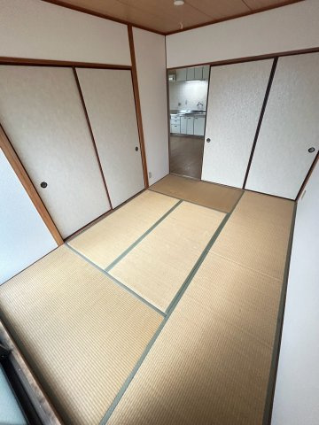 リベラ西芦屋の和室