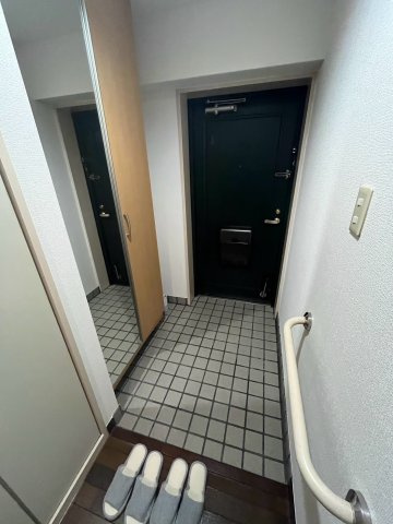 ドムストリアの玄関