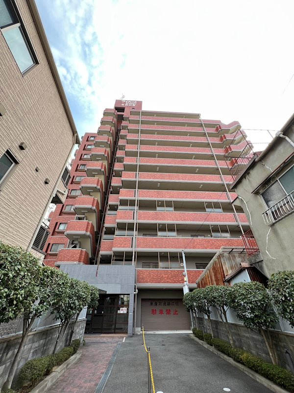ライオンズマンション生田川東の外観