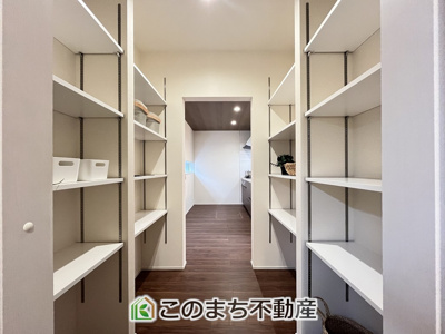 【収納】 | LievleGarden.S古河市下辺見第6　 | ママもうれしい☆キッチン横に大容量パントリー☆