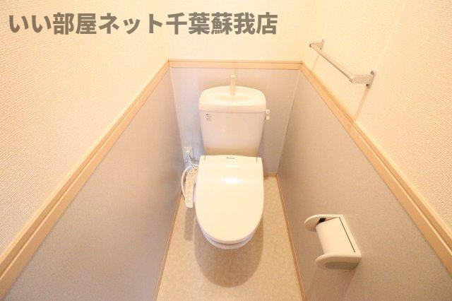 サニーヒルのトイレ|コンパクトで使いやすいトイレです