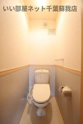 サニーヒルのトイレ|ゆったりとした空間のトイレです