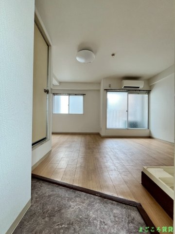 【玄関】 | ラパンジール長堀