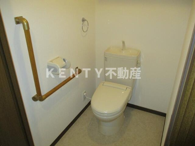 【トイレ】 | ラ・メゾンさくら | ゆったりとした空間のトイレです