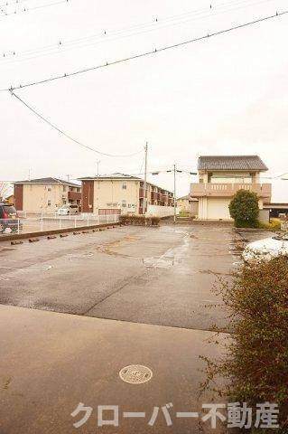 アメニティーハイツ川島Ⅱの駐車場