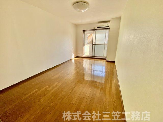 ベルフラワー御殿山の洋室|同タイプの間取り写真を使用