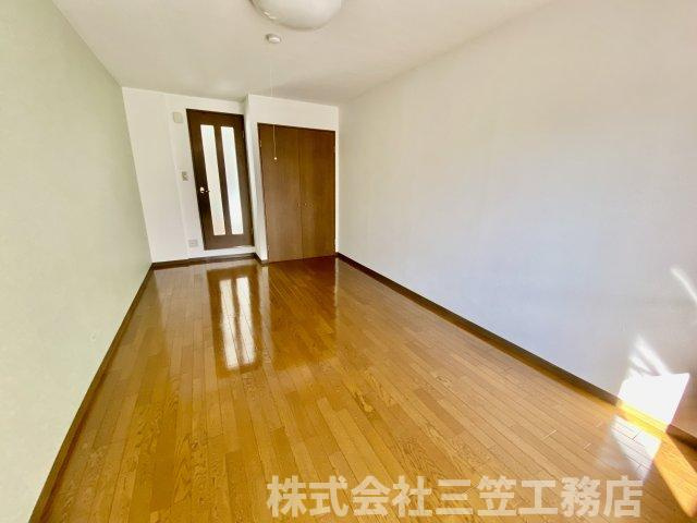 ベルフラワー御殿山の洋室|同タイプの間取り写真を使用