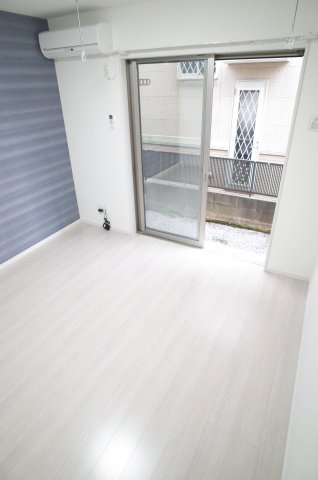【子供部屋】 | マ・メールロア大和田 | ホワイト基調の内装も室内デザインしやすいですね！