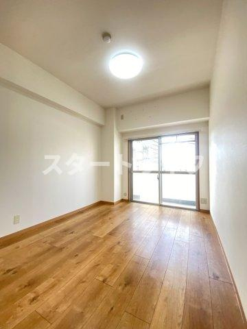 大阪市東淀川区豊里７丁目の賃貸マンションの寝室
