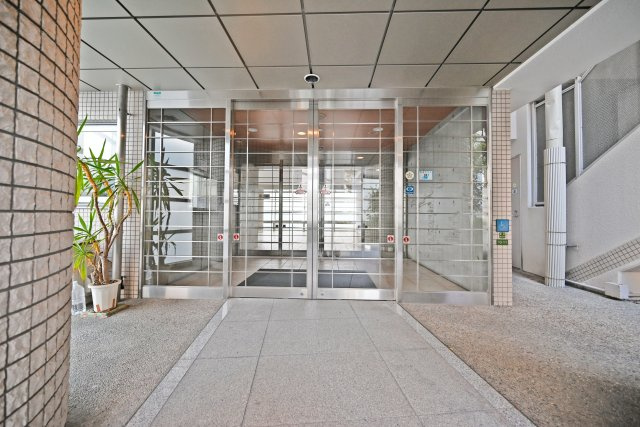 ネバーランド北梅田|ご不明な税金・諸費用についても丁寧にサポートいたします。現地見学で、住まいのイメージやご希望をぜひお聞かせください。