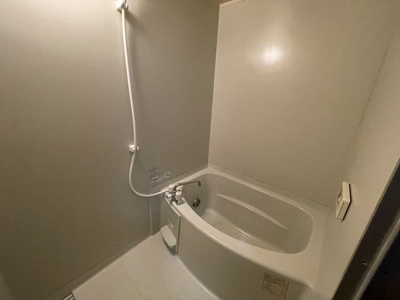 【浴室】 | ハッピータウンB棟 | 別のお部屋の写真です。